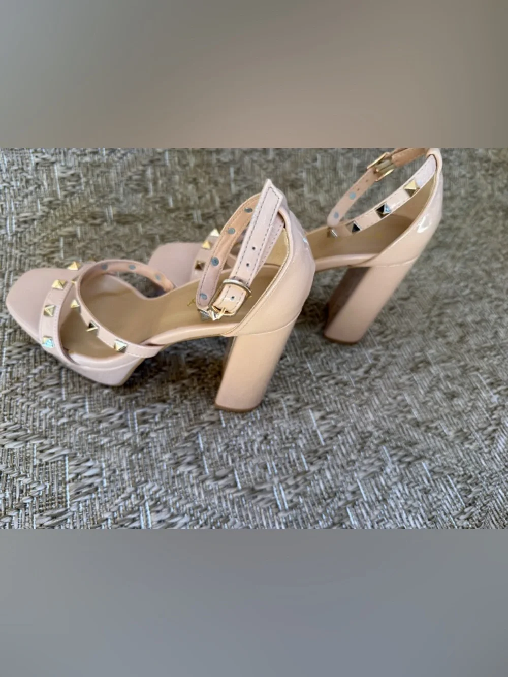 block heeled